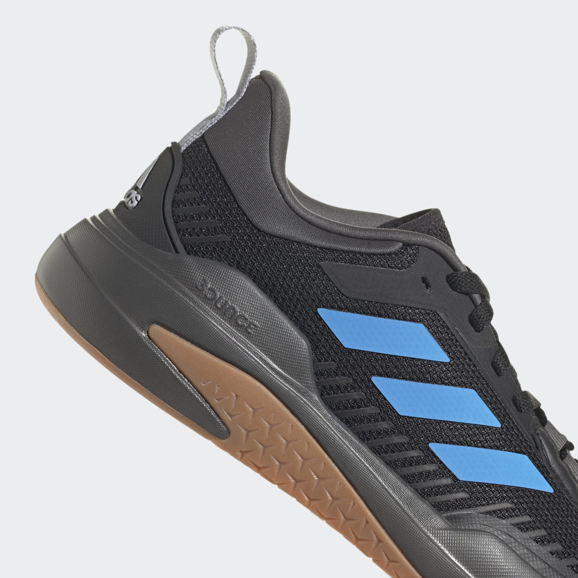 trainer v -G13