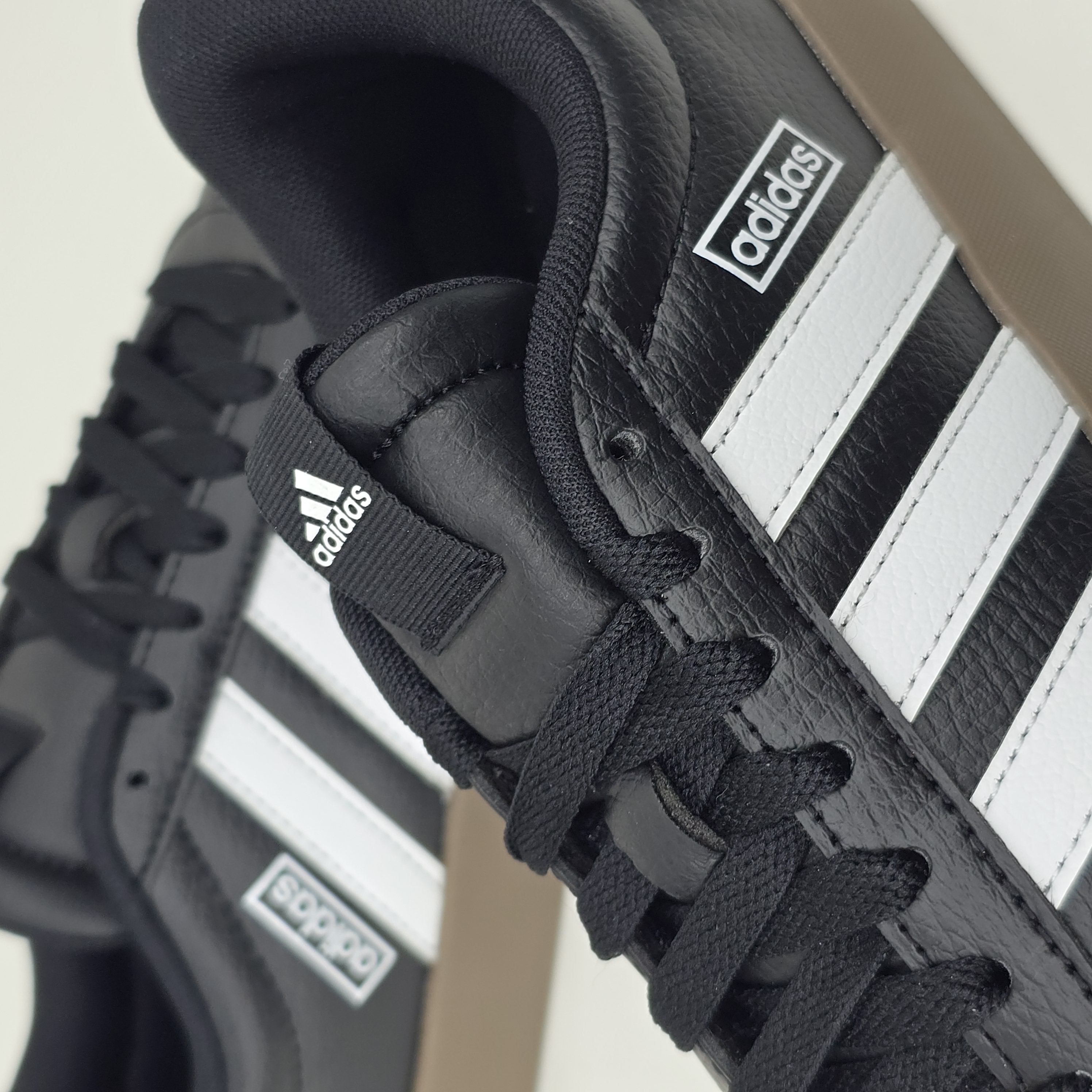 ADIDAS FTW VL COURT 3.0 FEMALE -D28